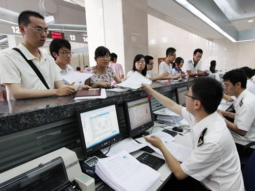 報(bào)關(guān)現(xiàn)場網(wǎng)絡(luò)配圖